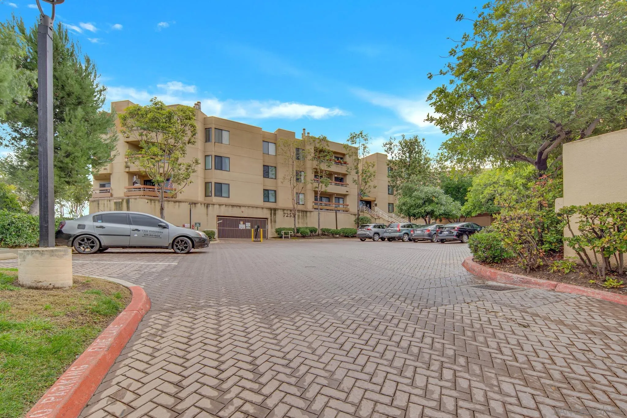 7245 Navajo Rd Unit D250