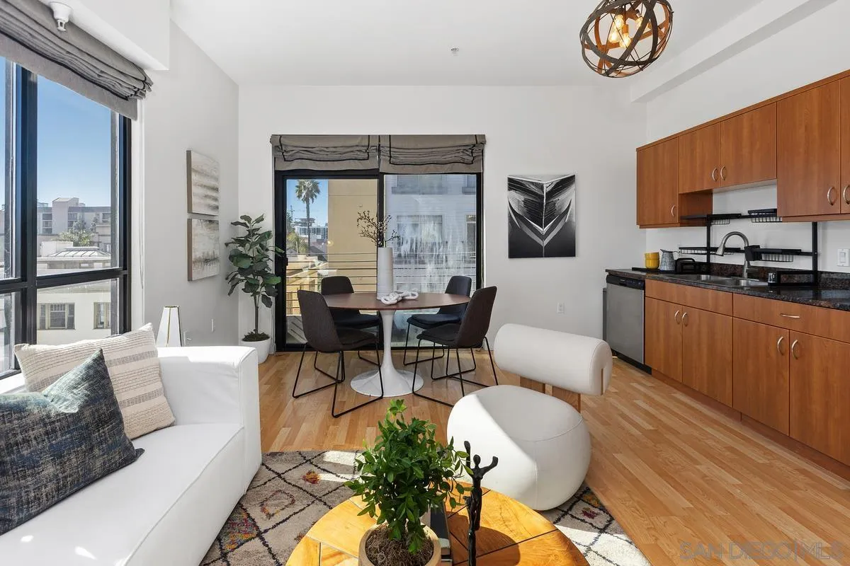 889 Date St. Unit 447