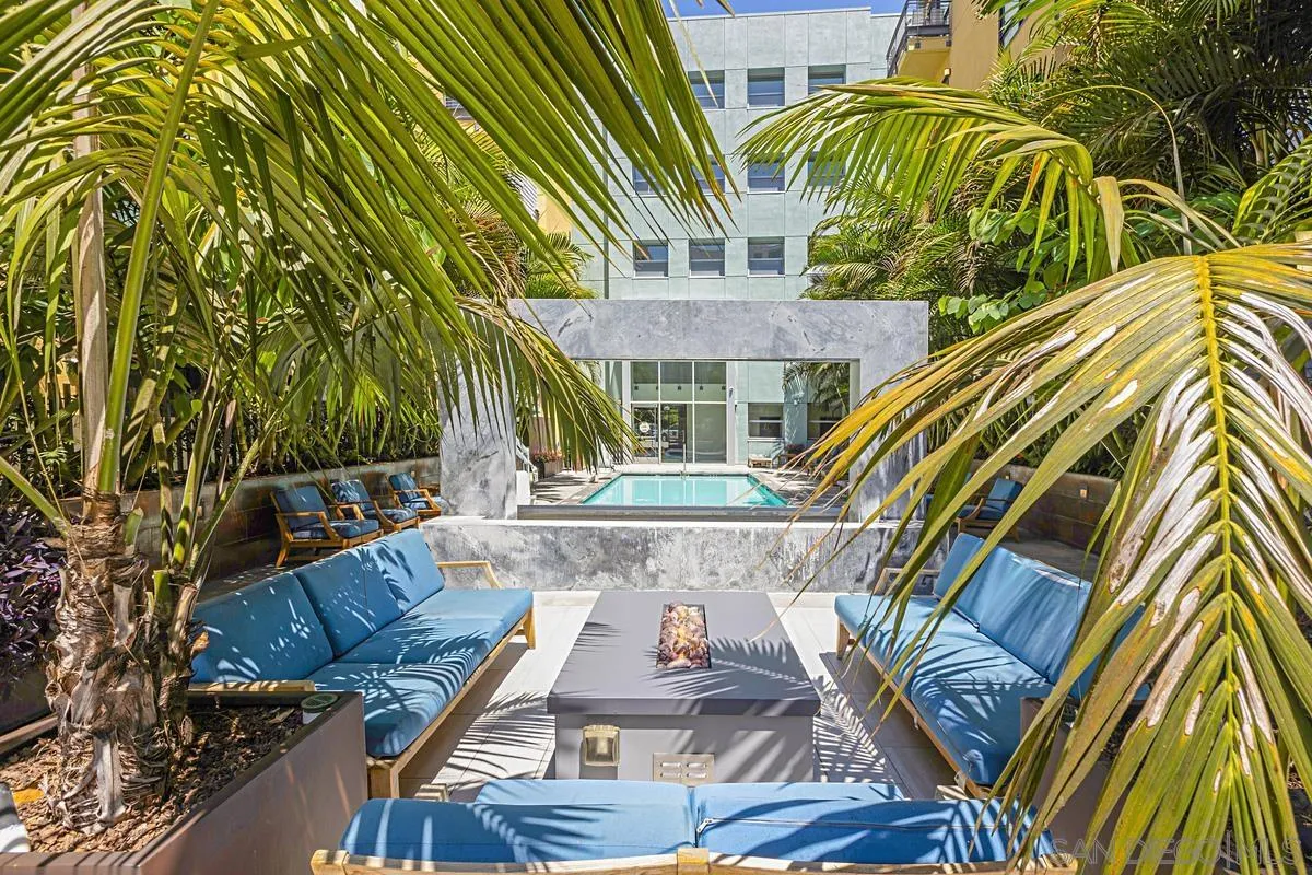 889 Date St. Unit 447