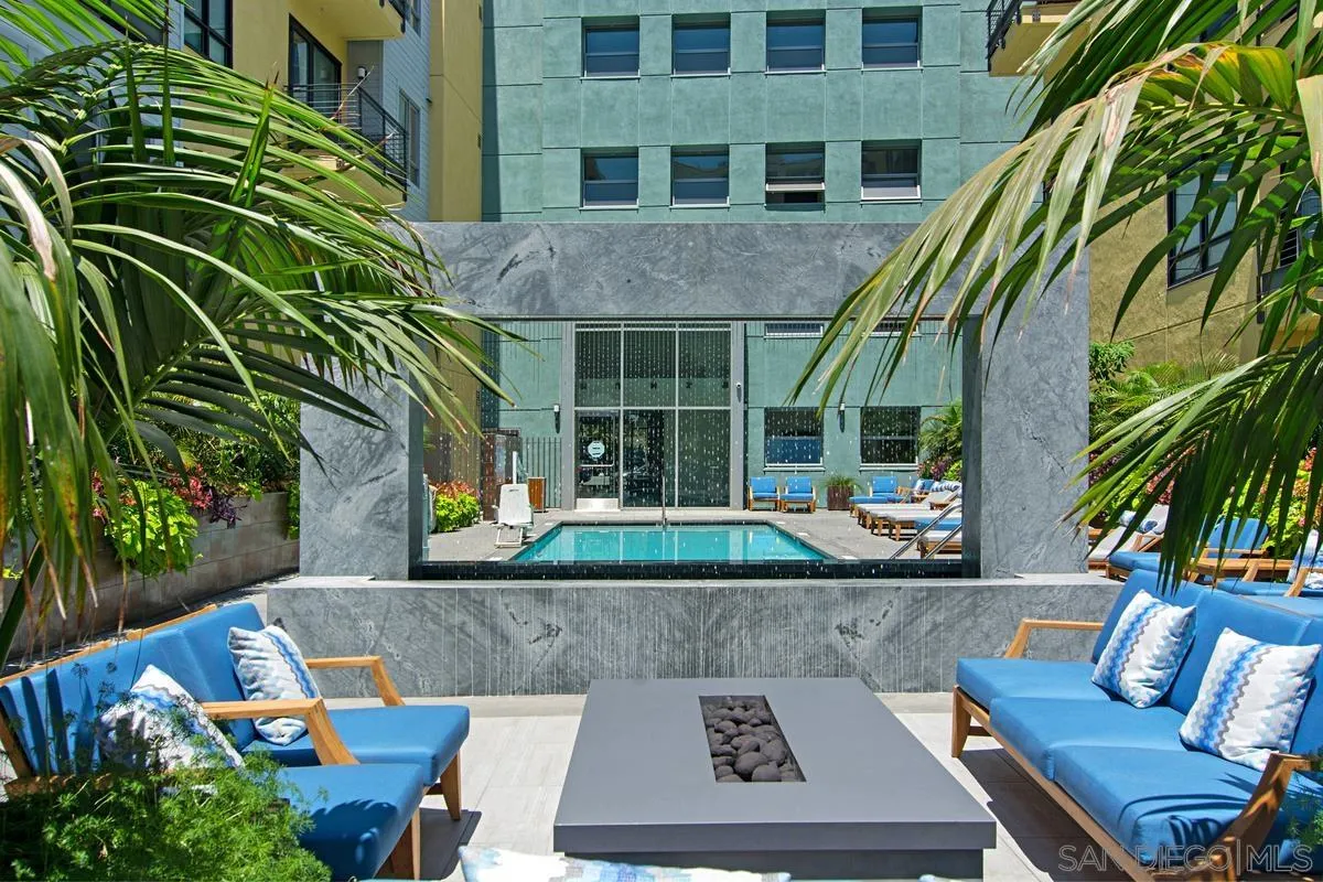 889 Date St. Unit 447