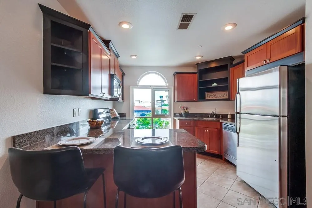 7514 Girard Ave Unit 22