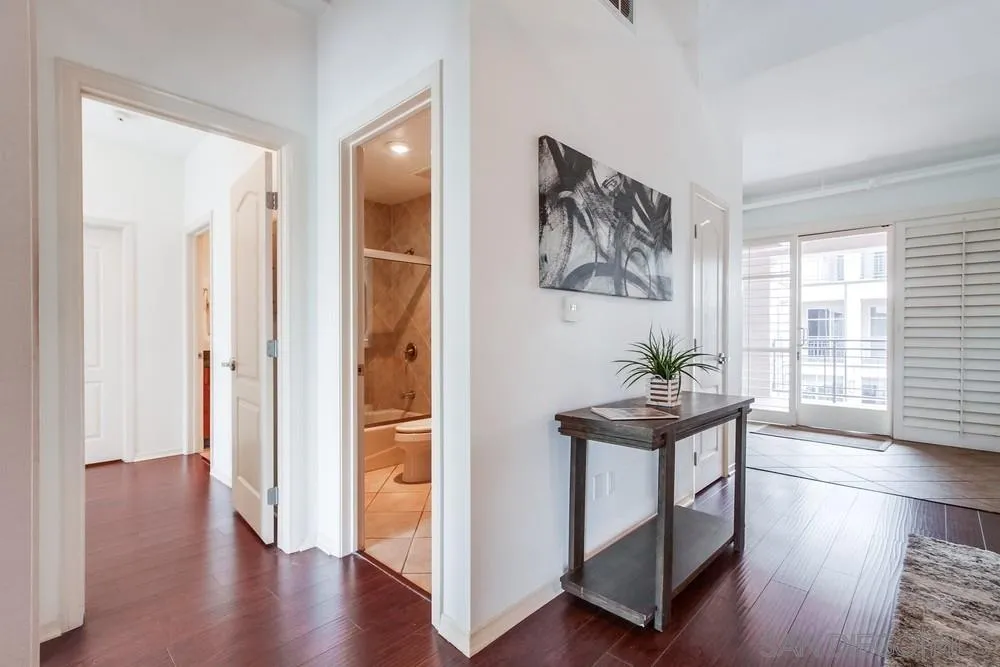 7514 Girard Ave Unit 22