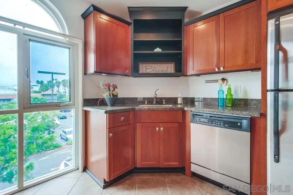 7514 Girard Ave Unit 22