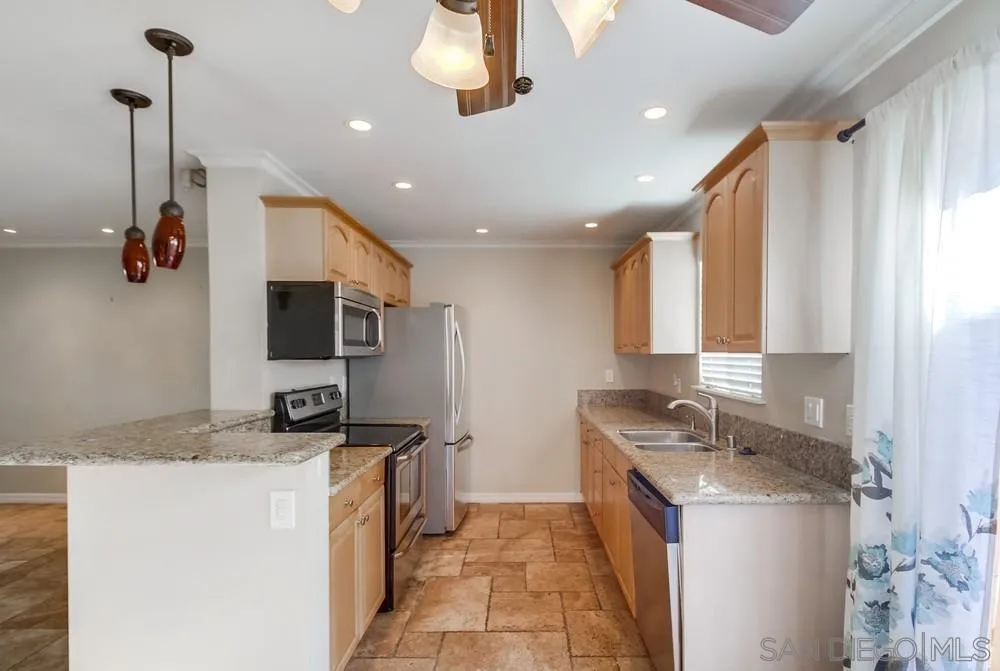 3769 Wilson Ave Unit 2