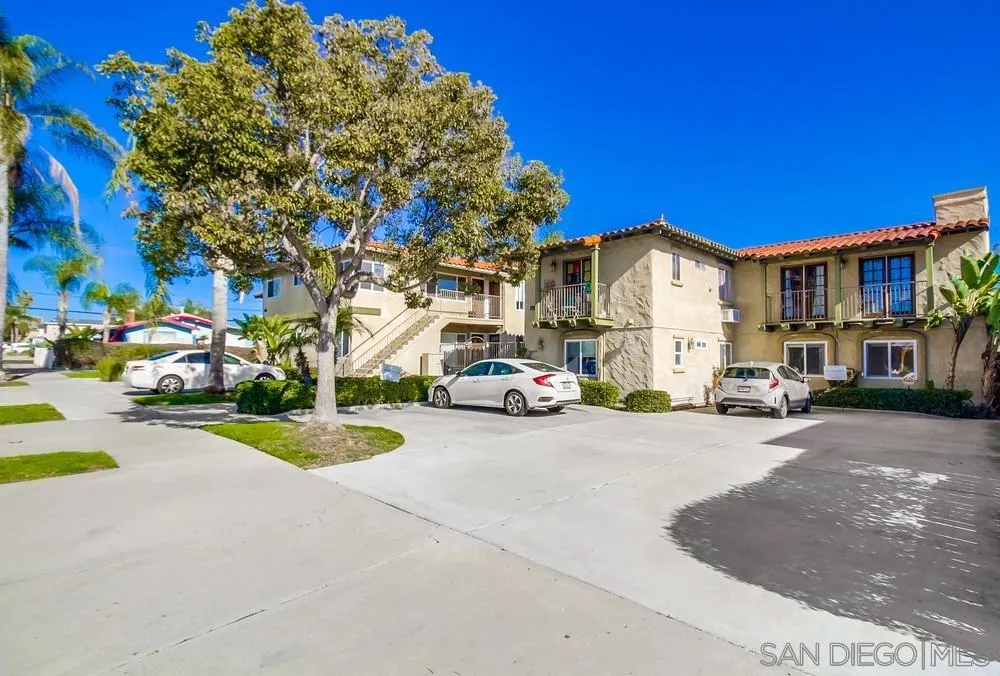 3769 Wilson Ave Unit 2