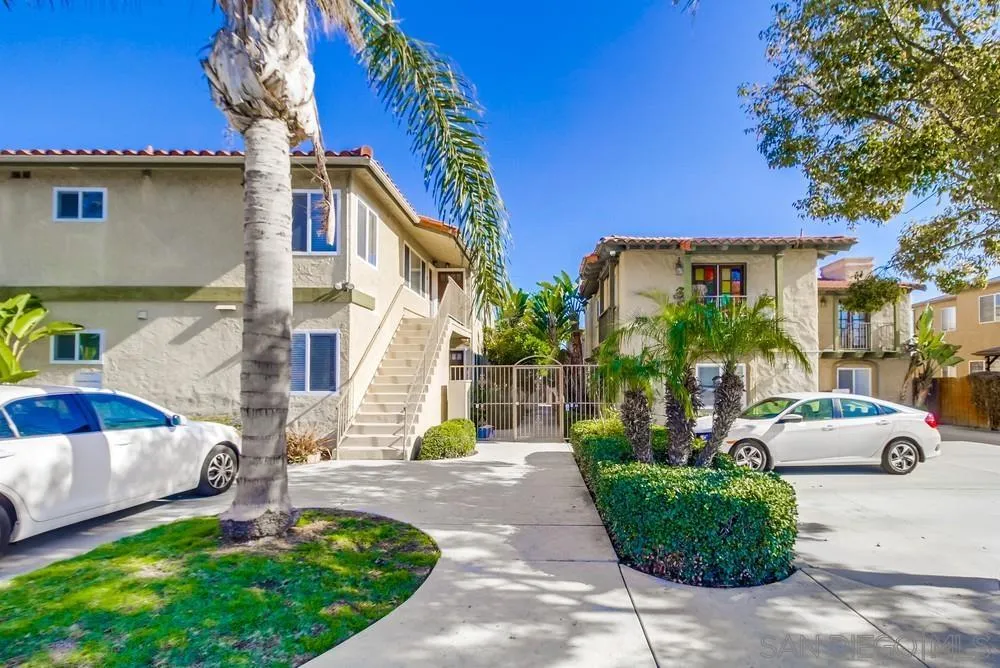 3769 Wilson Ave Unit 2