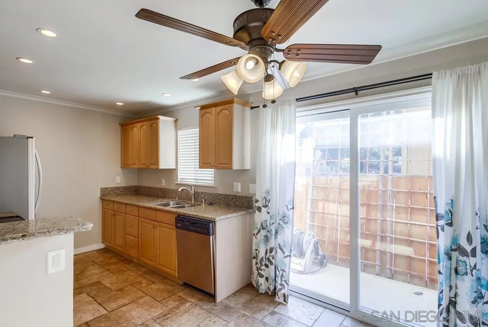 3769 Wilson Ave Unit 2