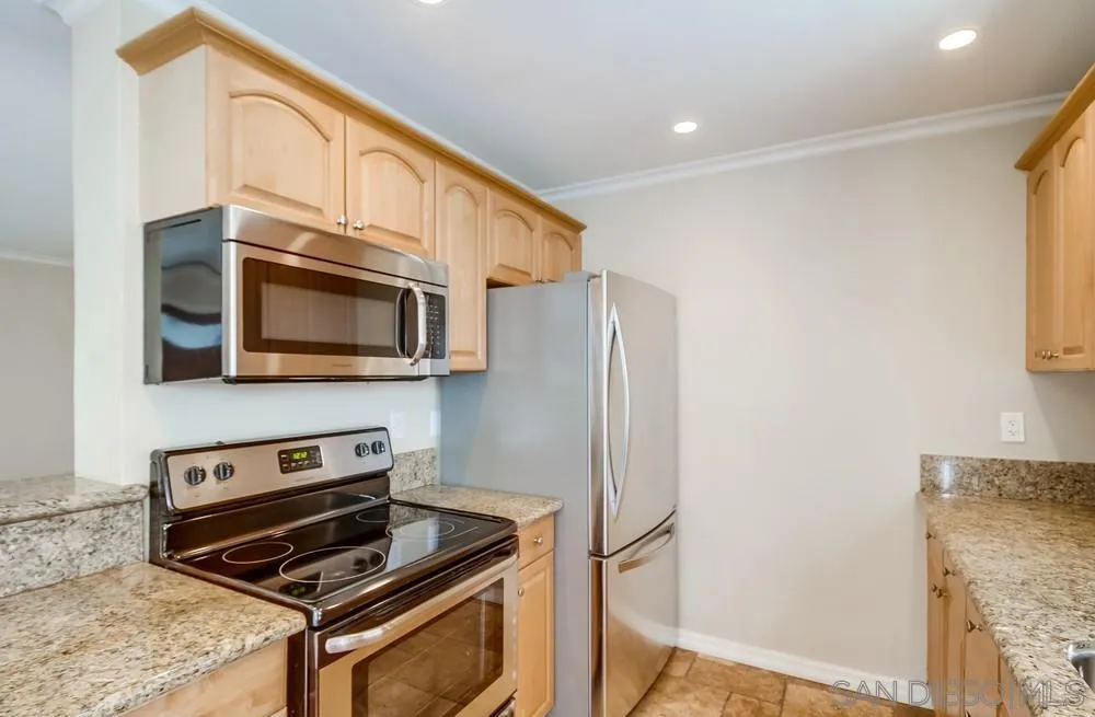 3769 Wilson Ave Unit 2