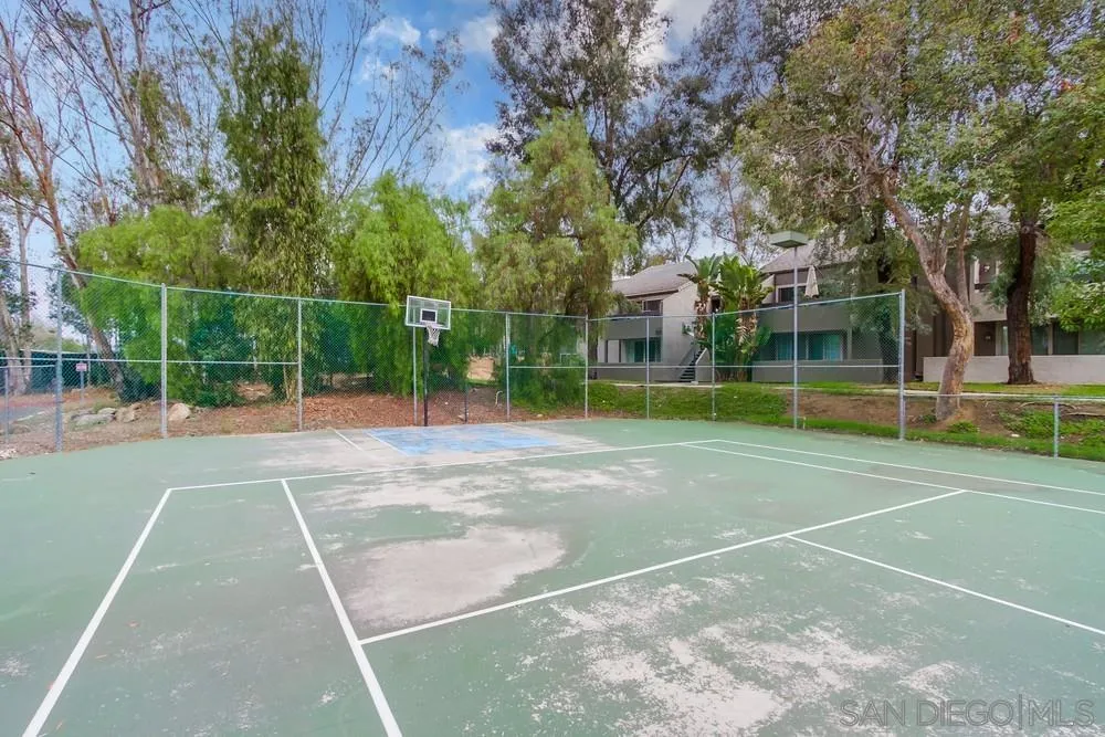 1350 N Escondido Blvd Unit: 67