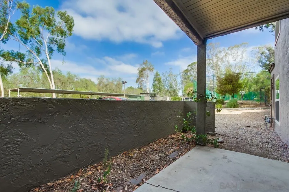 1350 N Escondido Blvd Unit: 67