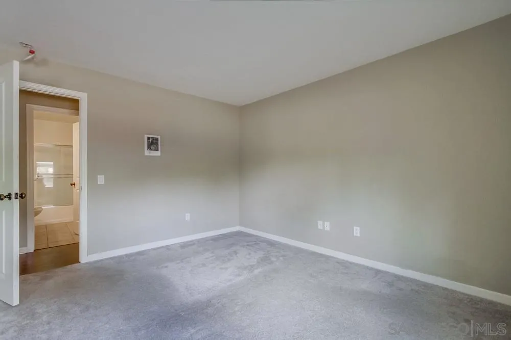 1350 N Escondido Blvd Unit: 67