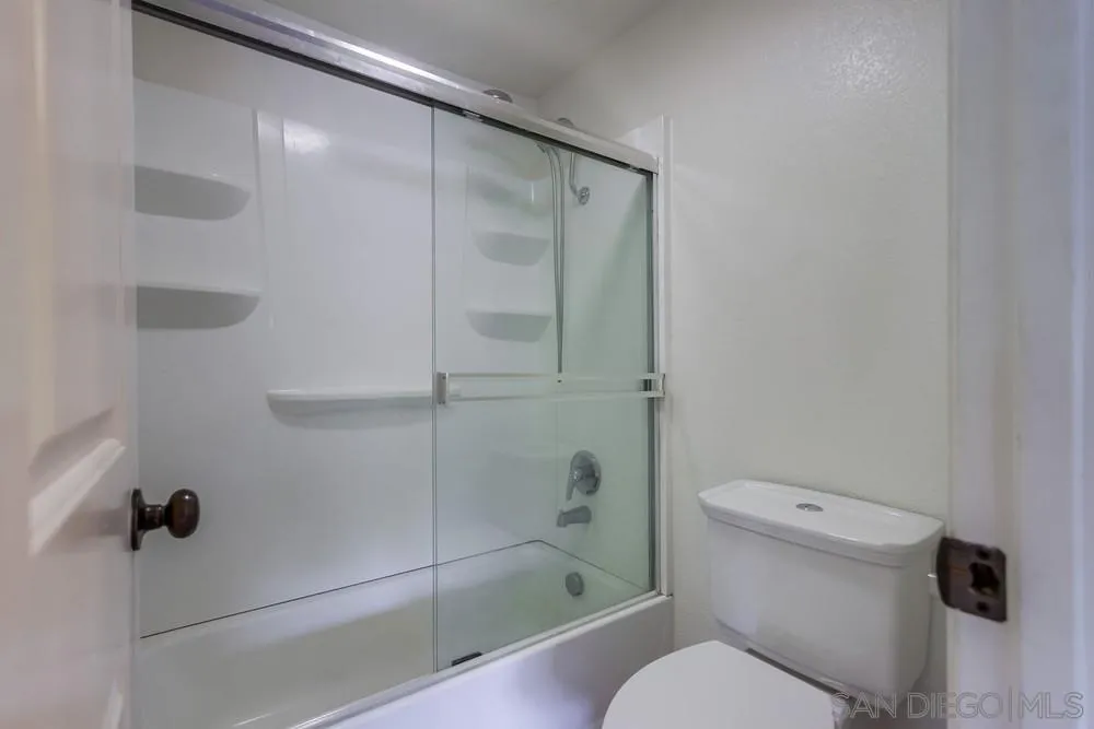 1350 N Escondido Blvd Unit: 67