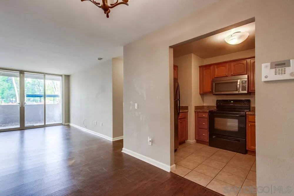 1350 N Escondido Blvd Unit: 67