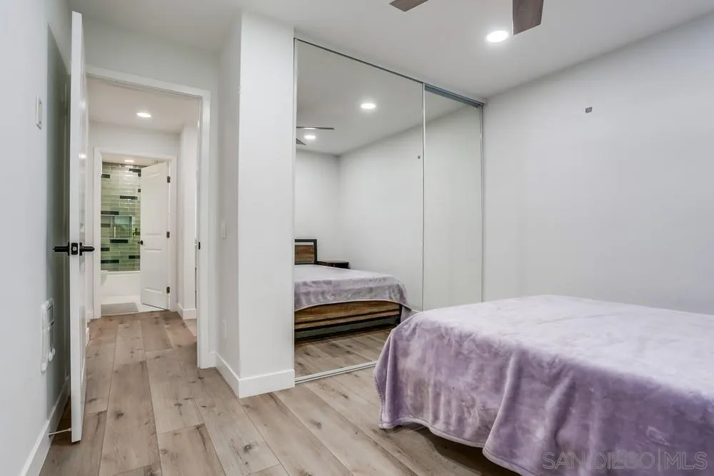 8308 Regents Rd Unit 1f