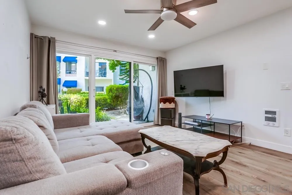 8308 Regents Rd Unit 1f