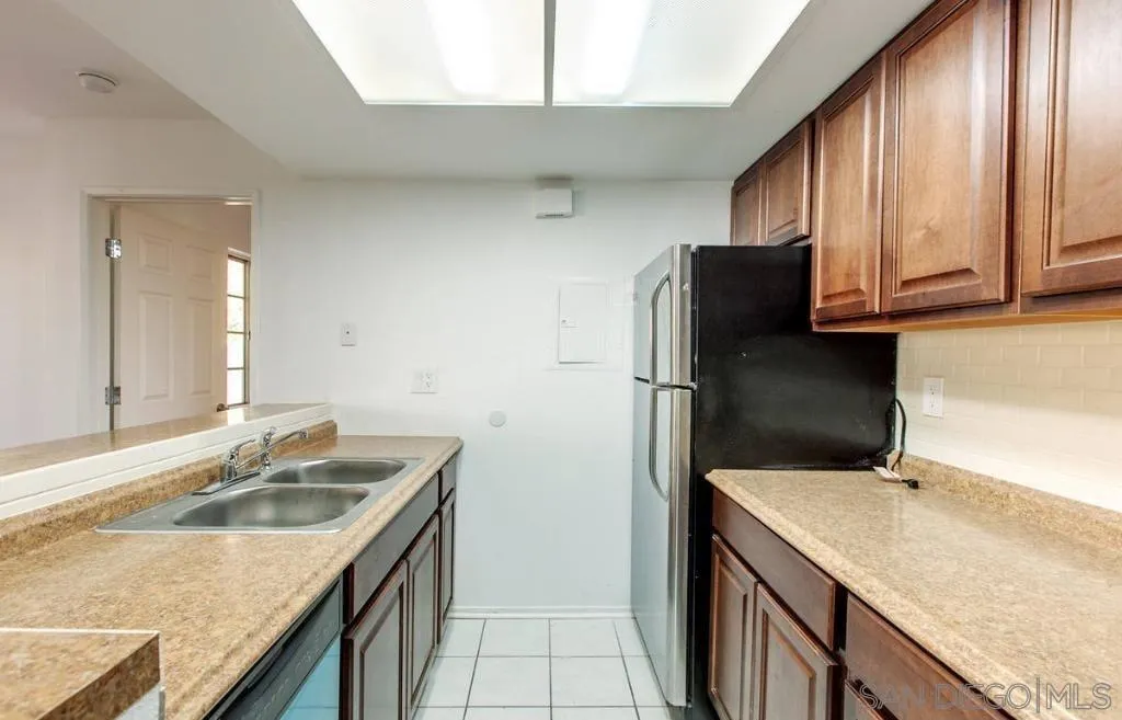 757 Eastshore Ter Unit 209