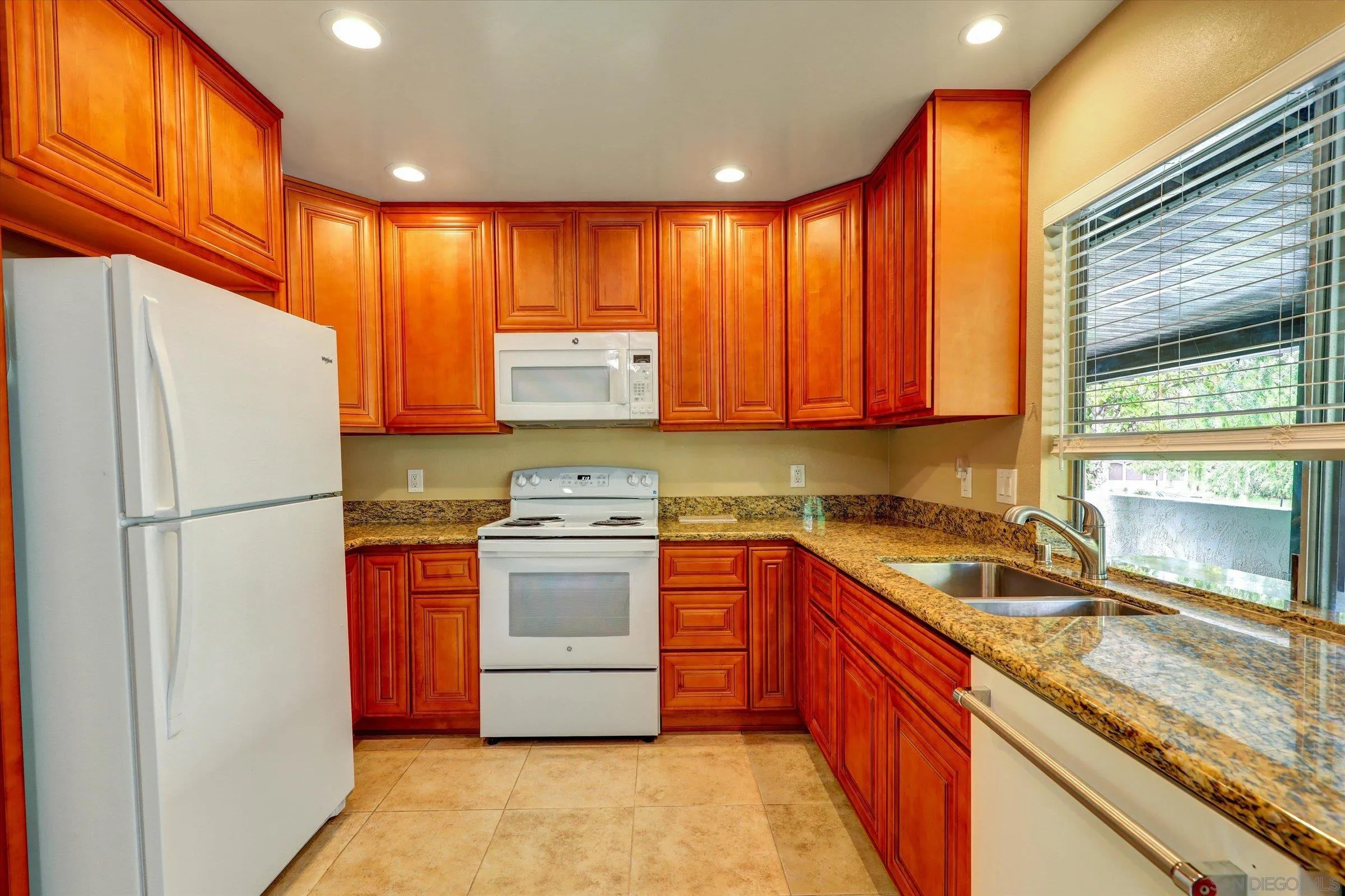 16470 Caminito Vecinos Unit Unit 82