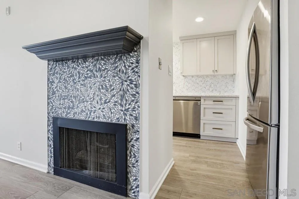2564 Navarra Dr Unit 206