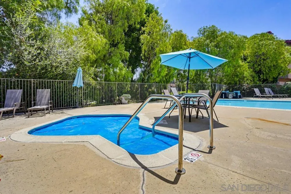 2564 Navarra Dr Unit 206