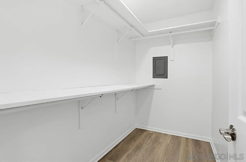 2564 Navarra Dr Unit 206