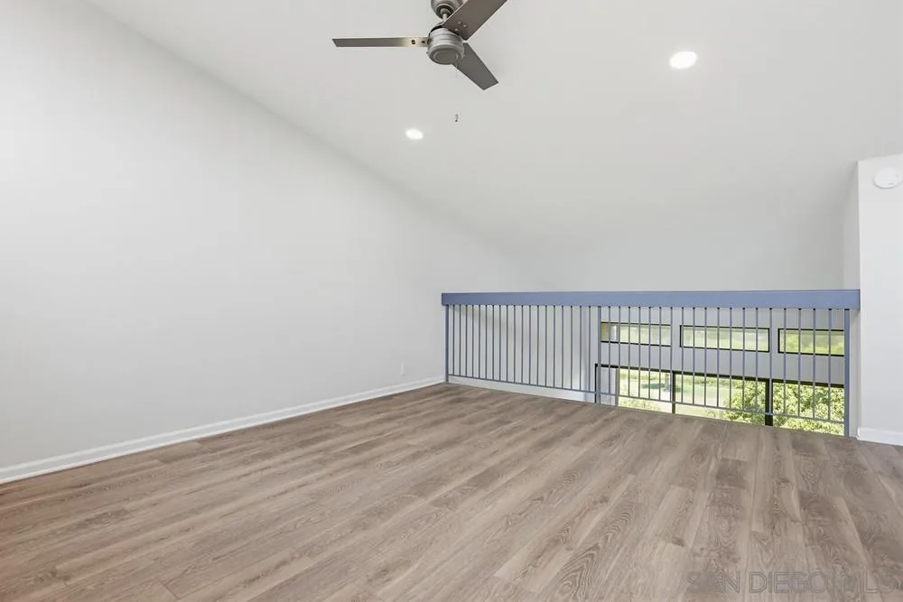 2564 Navarra Dr Unit 206