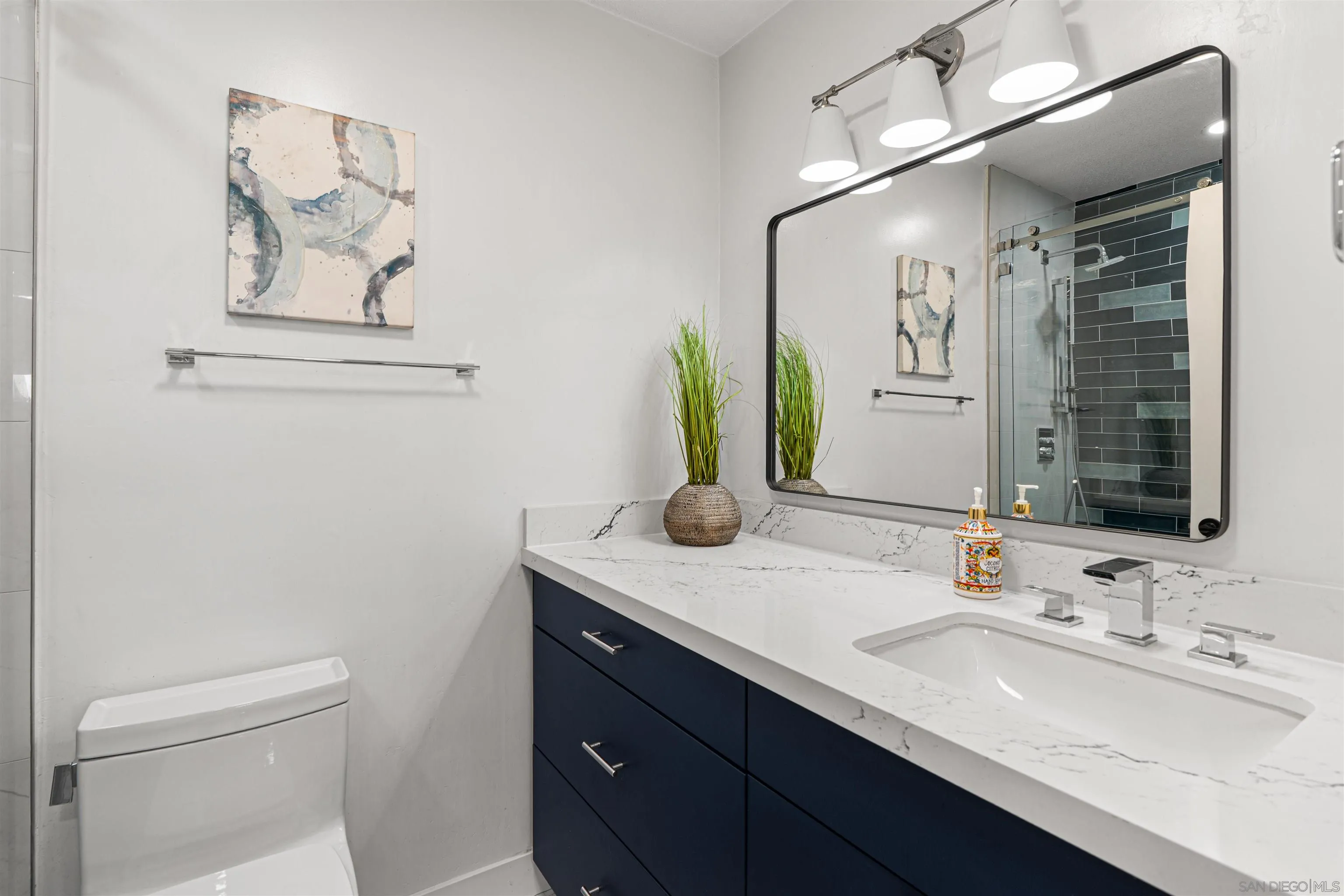 8308 Regents Rd Unit 1f