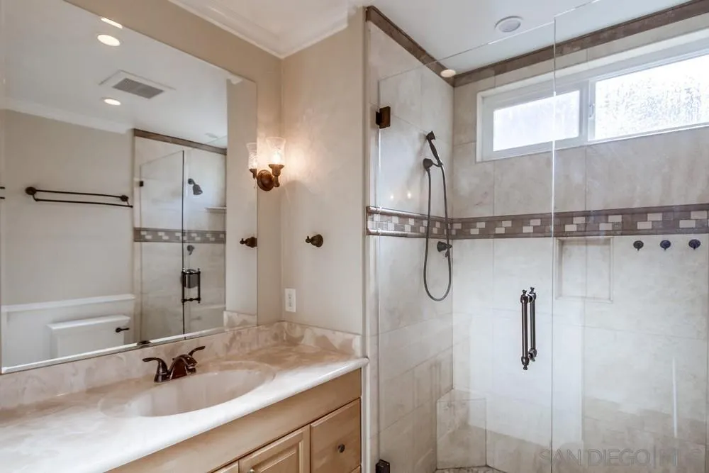 3769 Wilson Ave Unit 2