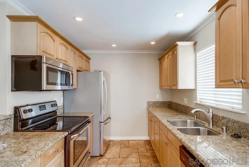 3769 Wilson Ave Unit 2