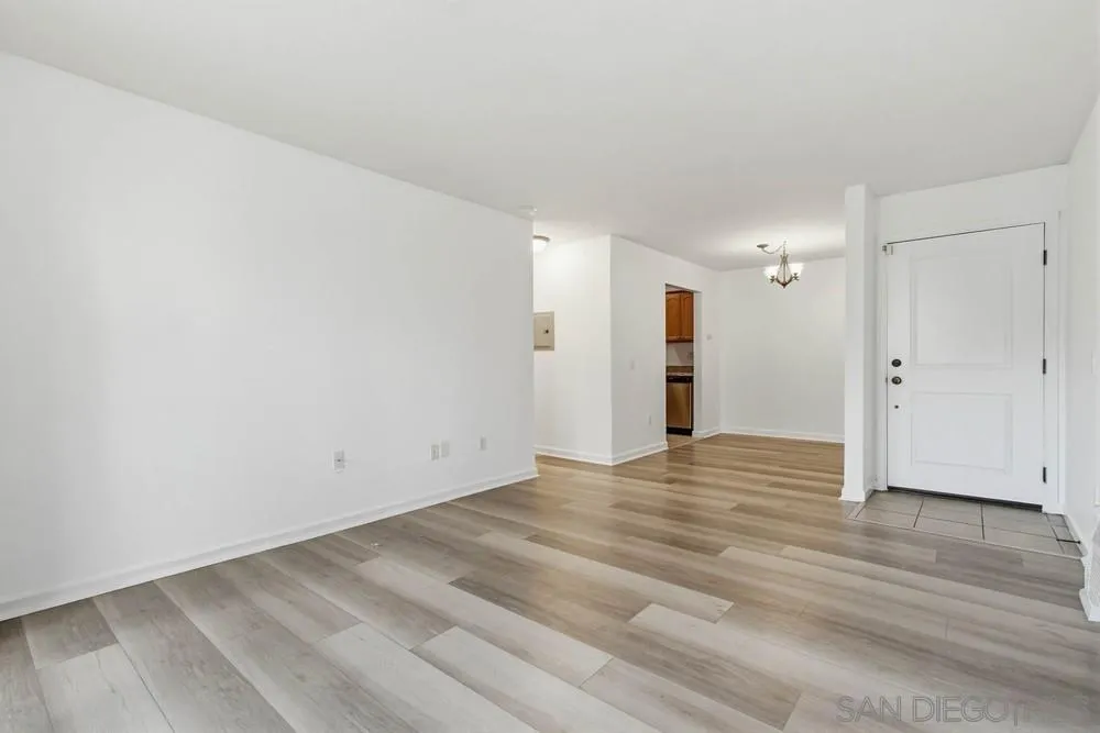 1350 N Escondido Blvd Unit: 67