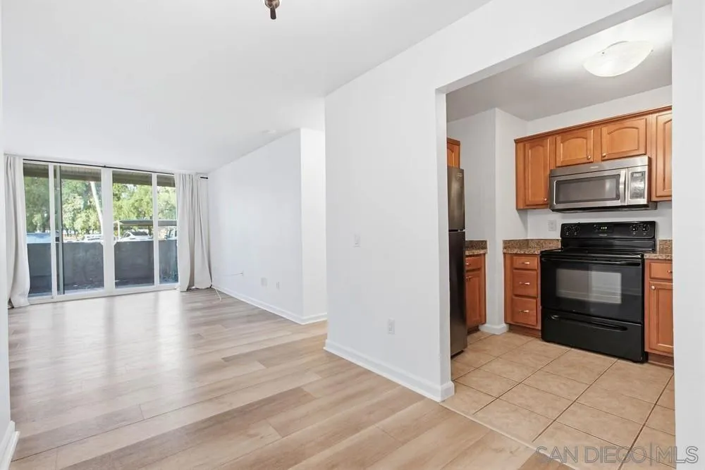 1350 N Escondido Blvd Unit: 67