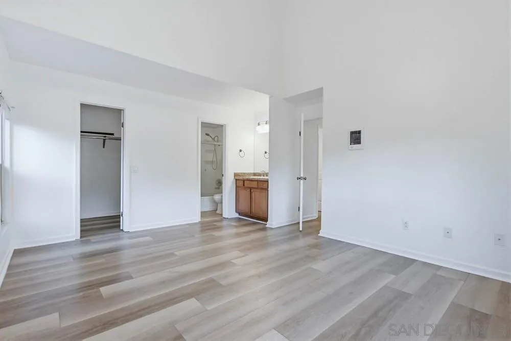 1350 N Escondido Blvd Unit: 67