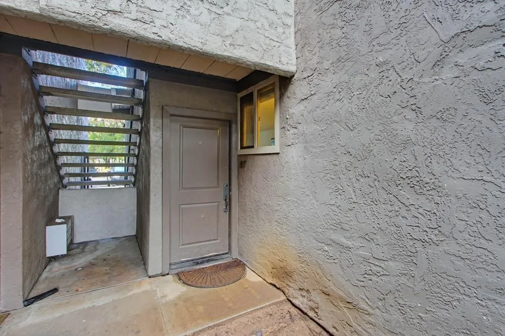 1350 N Escondido Blvd Unit: 67
