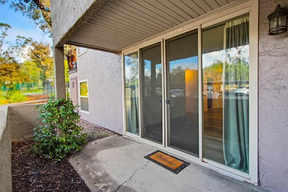 1350 N Escondido Blvd Unit: 67