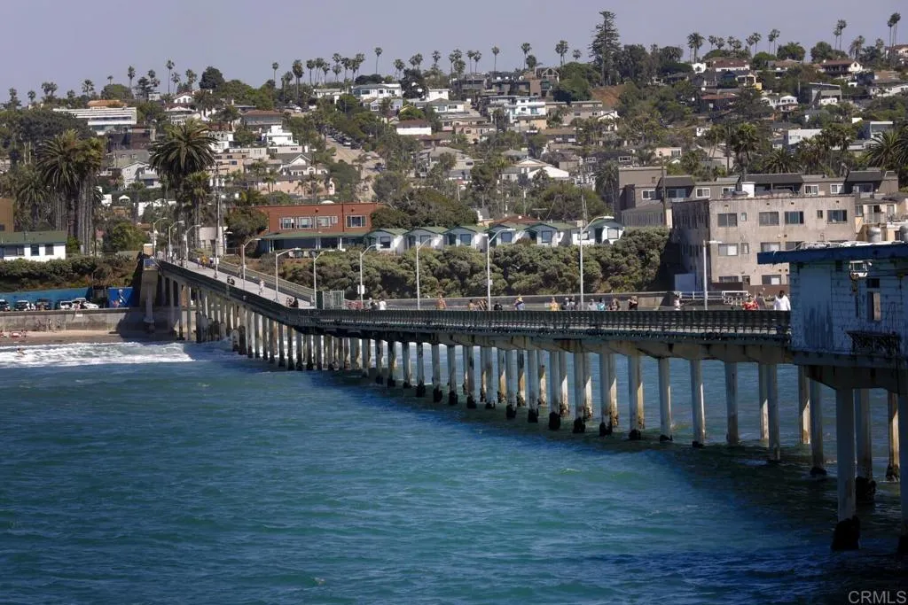 4452 Mentone Street Unit 205, Ocean Beach (san Diego) Unit: 205