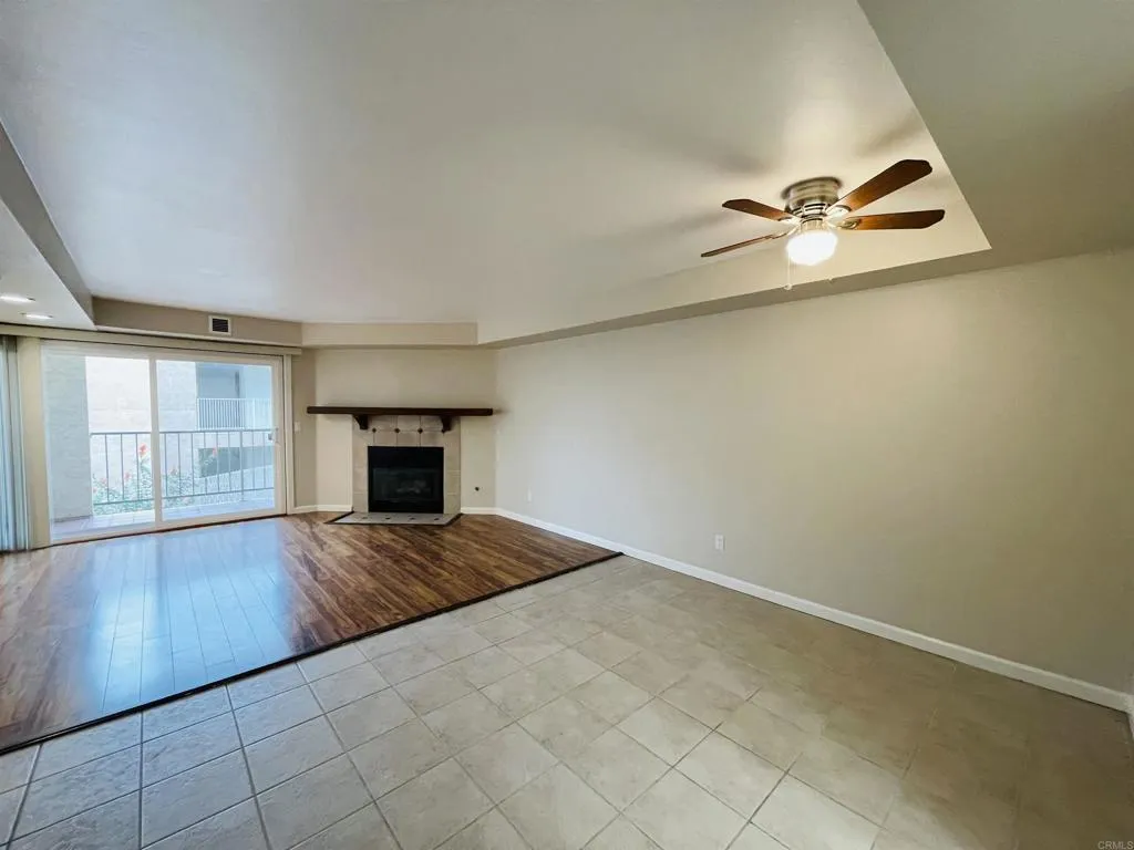 4452 Mentone Street Unit 205, Ocean Beach (san Diego) Unit: 205