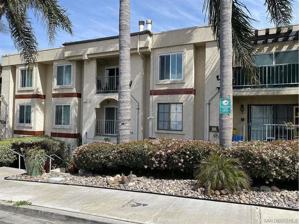 4452 Mentone Street Unit 205, Ocean Beach (san Diego) Unit: 205