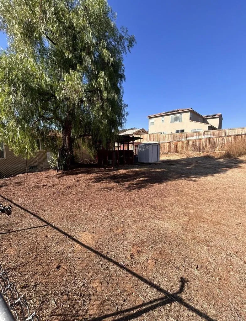 13606 E Lakeview Road