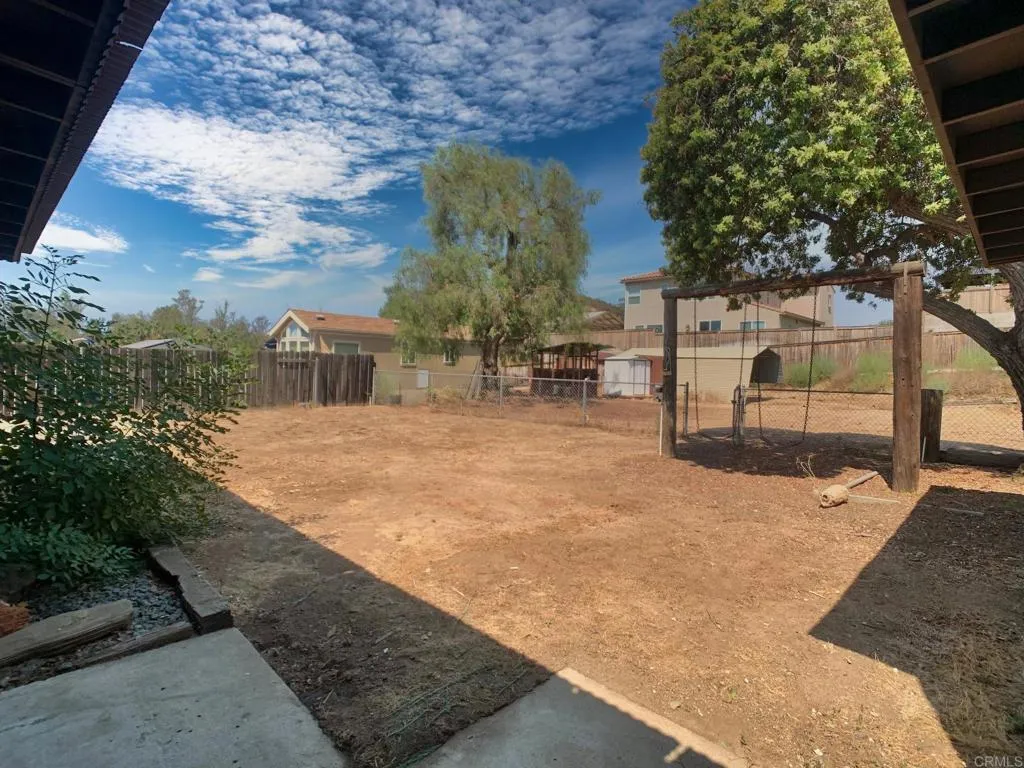 13606 E Lakeview Road