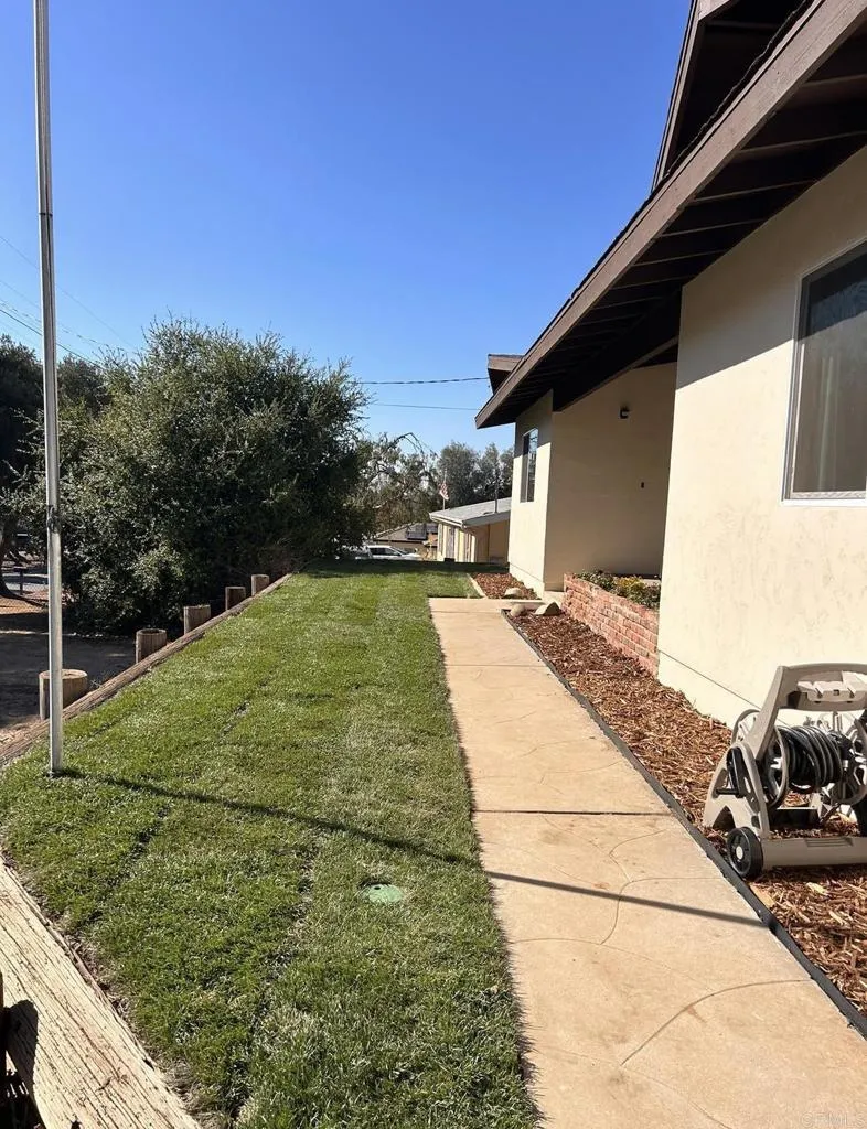 13606 E Lakeview Road