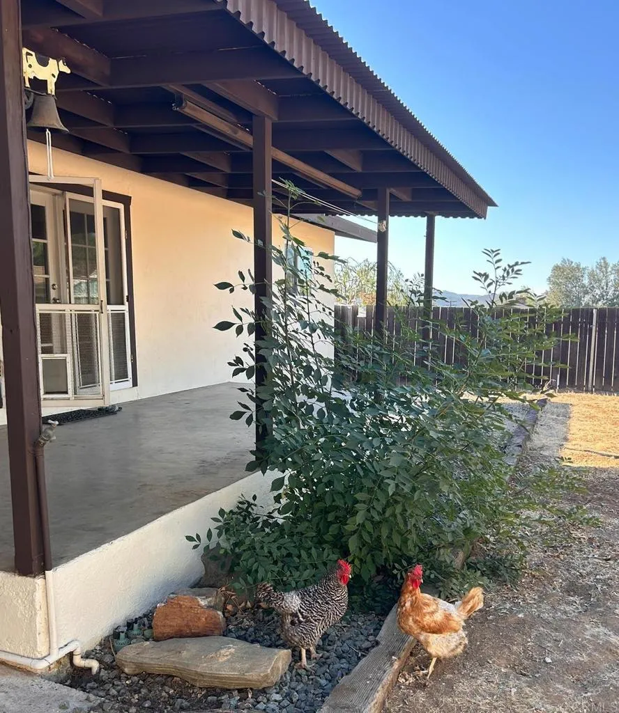 13606 E Lakeview Road