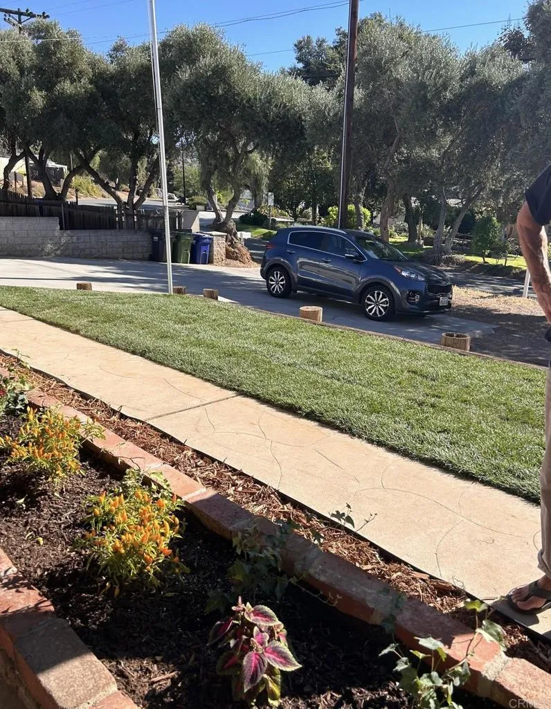 13606 E Lakeview Road