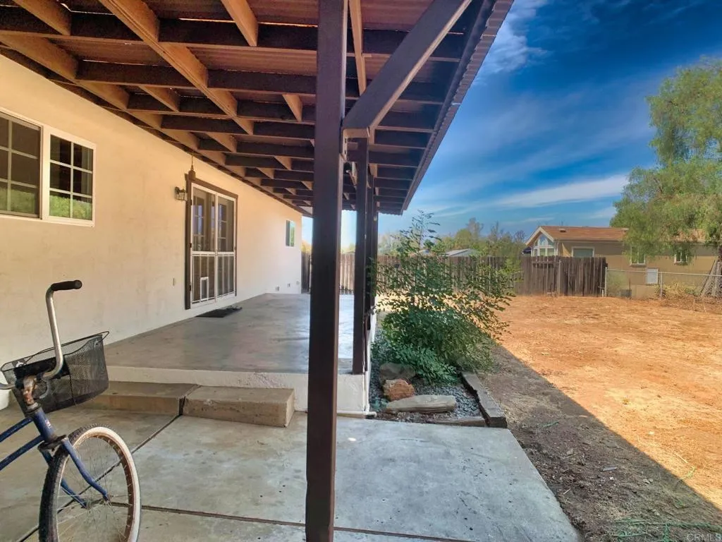 13606 E Lakeview Road