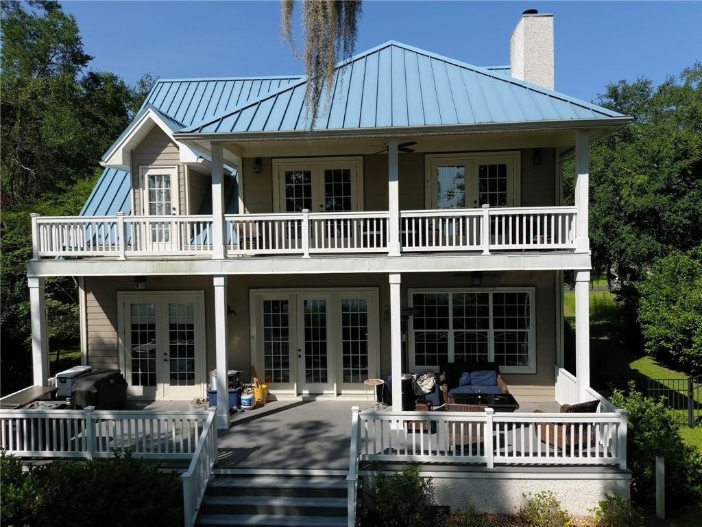 113 River Walk Drive