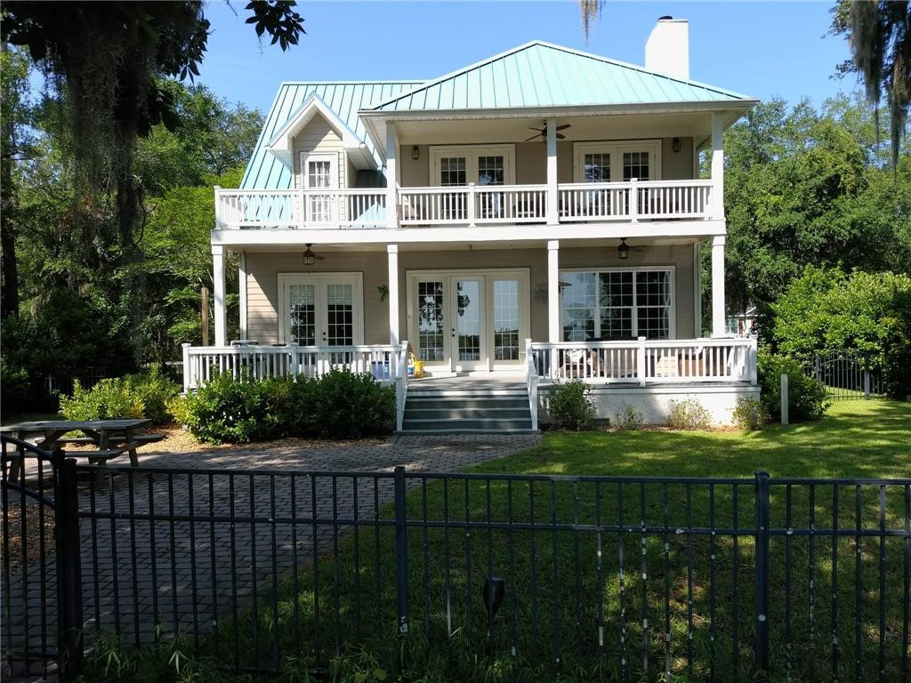 113 River Walk Drive