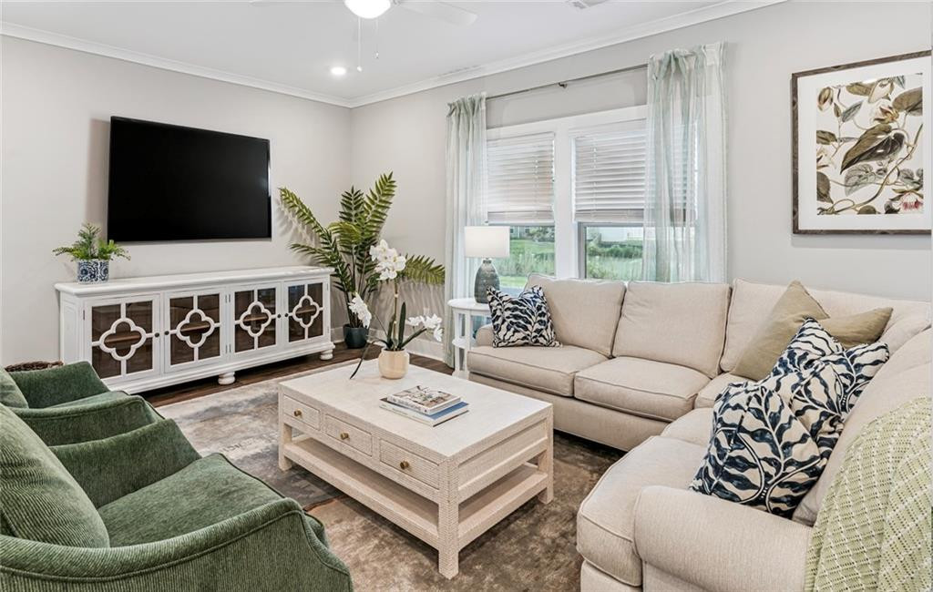 307 Bottlebrush Walk