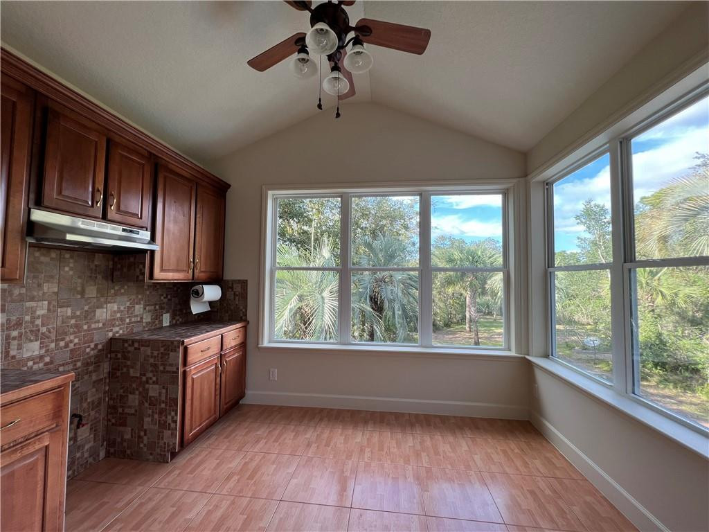 133 Yellow Bluff Lane