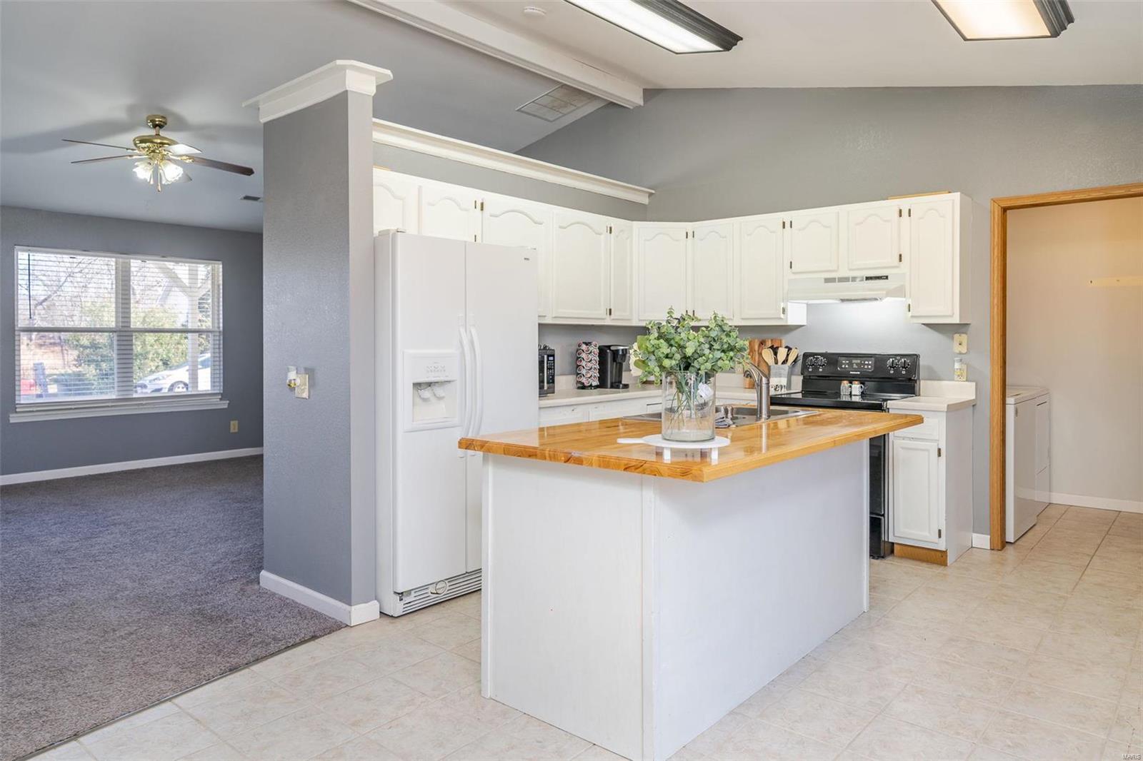 979 Huntington Meadows Lane