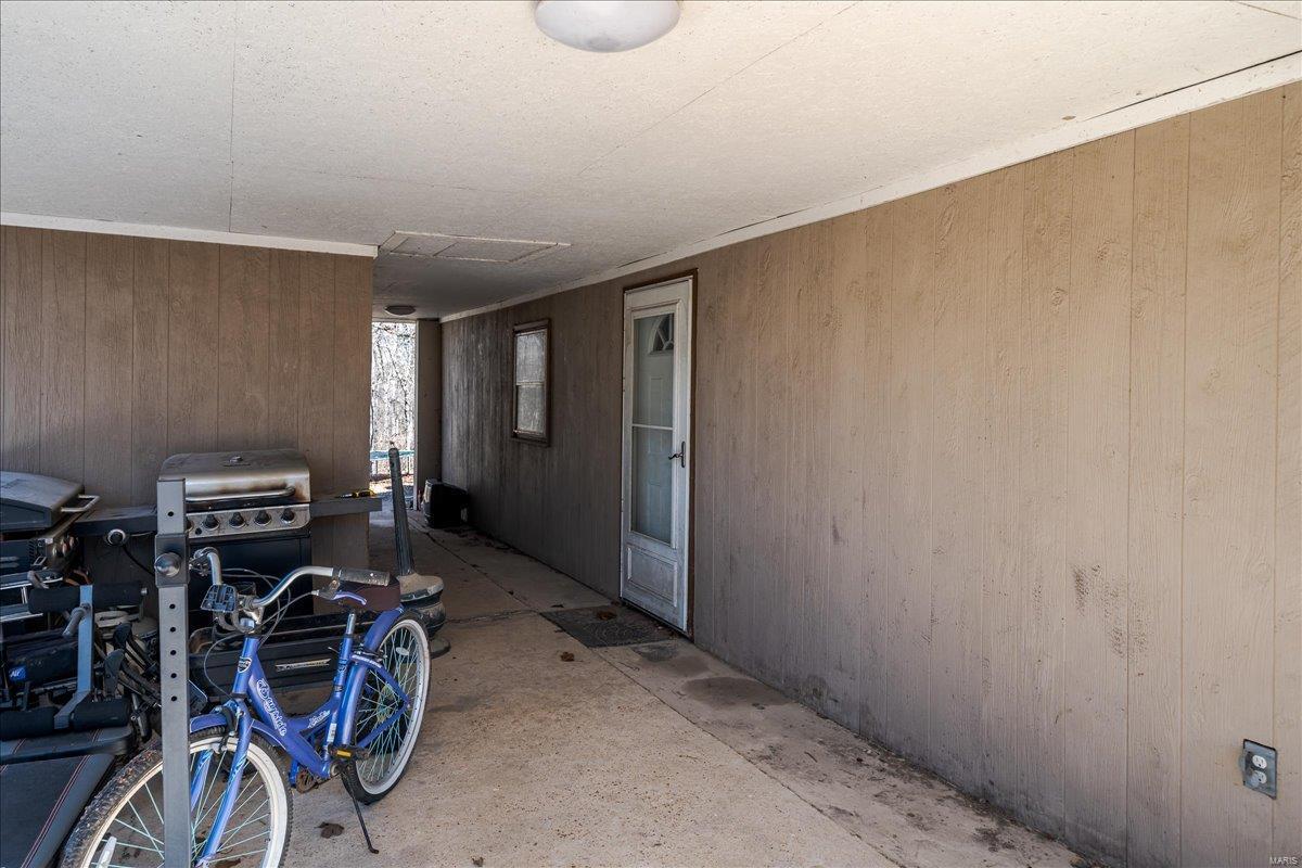 858 Ivy Drive