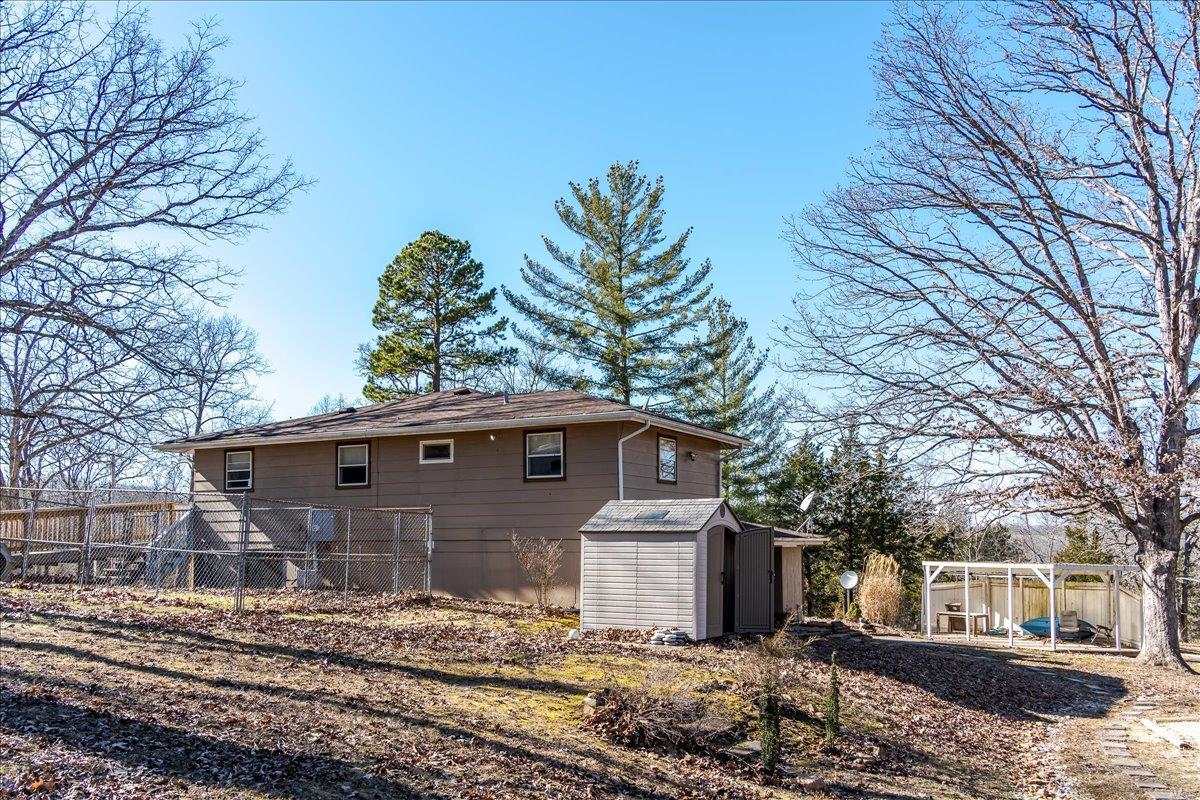 858 Ivy Drive