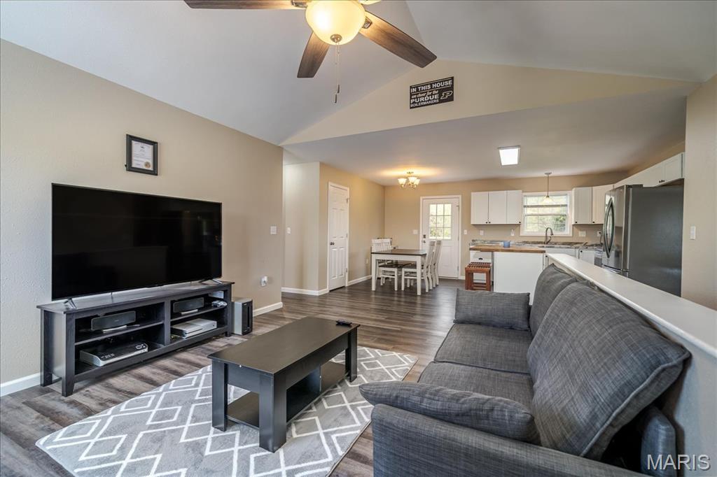 110 Colter Court